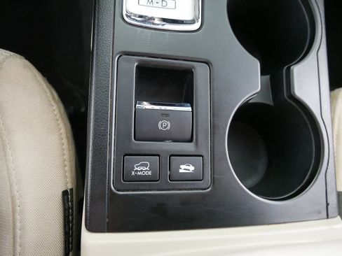 Used 2017 Subaru Outback 2.5i Premium image 30