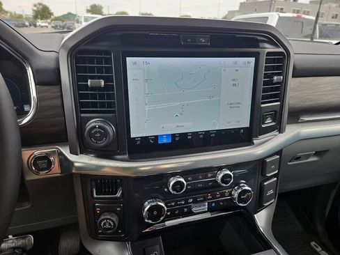 New 2025 Ford F150 Lariat w/ Equipment Group 501A Mid image 25