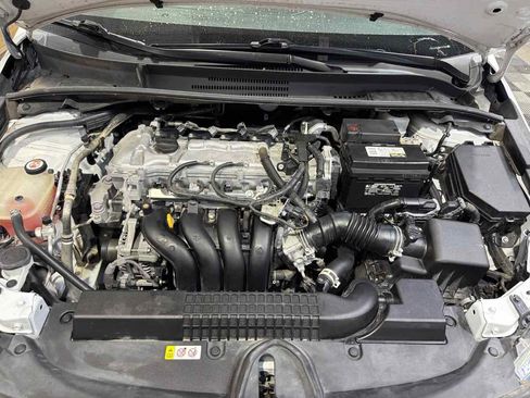 Used 2022 Toyota Corolla LE FWD image 31