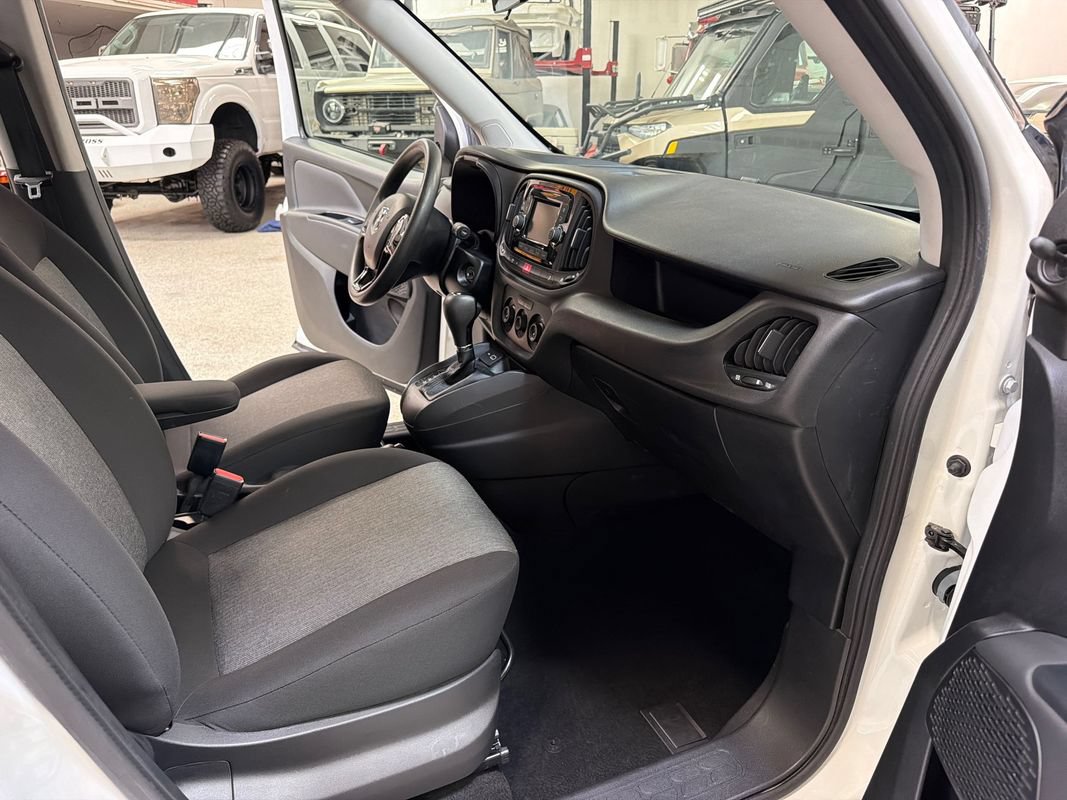 Used 2022 RAM ProMaster City Tradesman w/ Window Group 04 FWD image 31