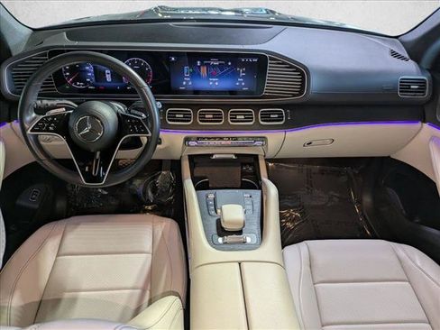 Used 2024 Mercedes-Benz GLS 450 4MATIC image 19