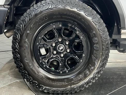 Used 2023 Ford Bronco Wildtrak AWD/4WD image 28