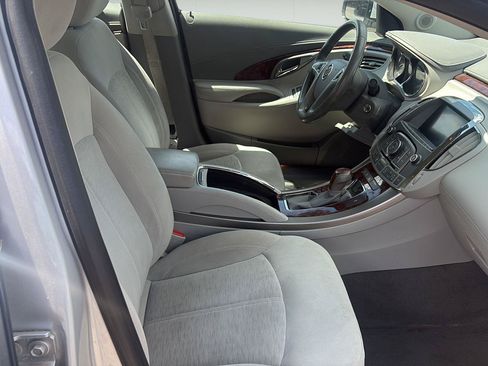 Used 2013 Buick LaCrosse FWD image 28