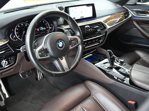 Used 2018 BMW M550i xDrive AWD/4WD image 23
