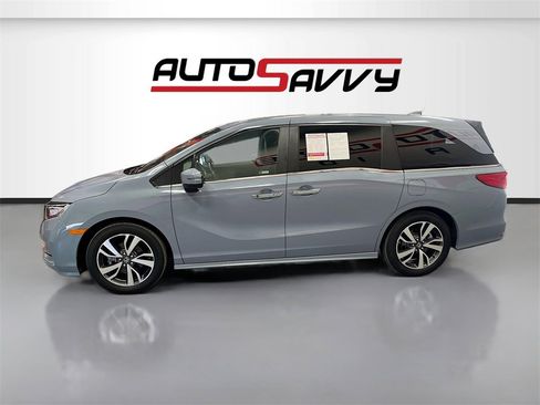Used 2023 Honda Odyssey Touring image 4