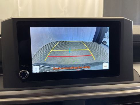 Used 2025 Toyota 4Runner SR5 image 17