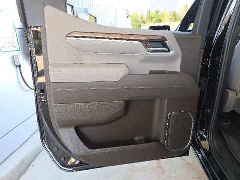 New 2026 Chevrolet Silverado 1500 LT w/ Safety Package AWD/4WD image 27