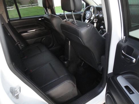 Used 2017 Jeep Compass High Altitude AWD/4WD image 20