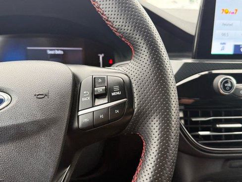 Used 2023 Ford Escape ST-Line image 28