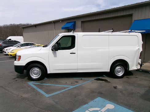 Used 2020 Nissan NV 1500 S image 7
