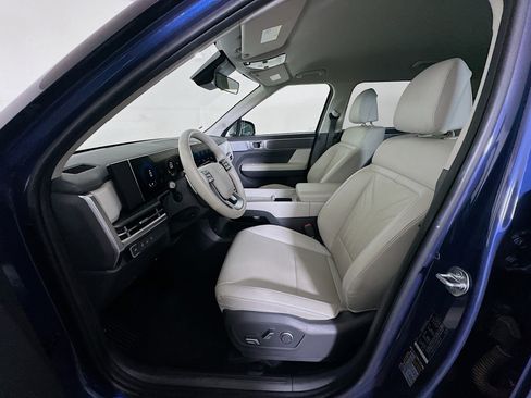 Used 2025 Hyundai Santa Fe SEL image 13
