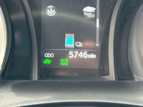 Used 2024 Toyota Camry LE FWD image 29