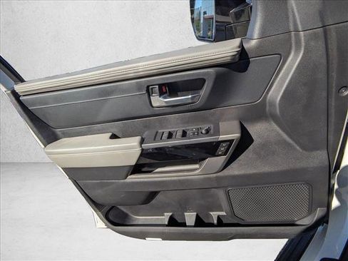 Used 2023 Toyota Sequoia Limited image 25