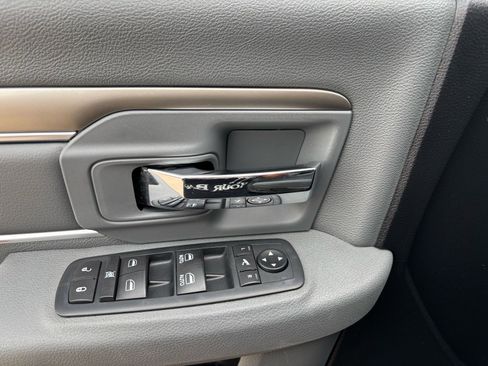 Used 2016 RAM 1500 Lone Star image 12
