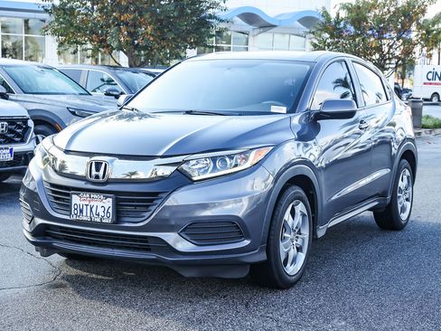 Used 2021 Honda HR-V LX image 3