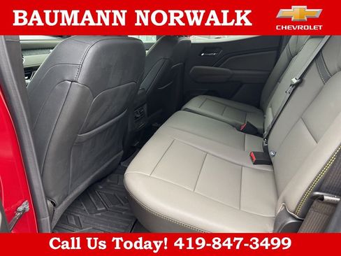 Used 2024 Chevrolet Colorado ZR2 w/ ZR2 Convenience Package III AWD/4WD image 19