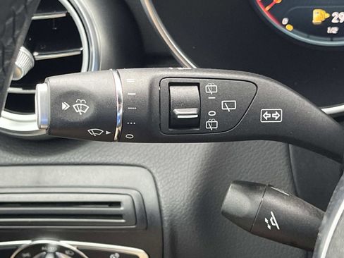 Certified 2022 Mercedes-Benz GLC 300 4MATIC image 31