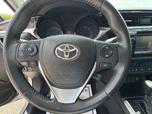 Used 2014 Toyota Corolla S Premium w/ Driver Convenience Package FWD image 21