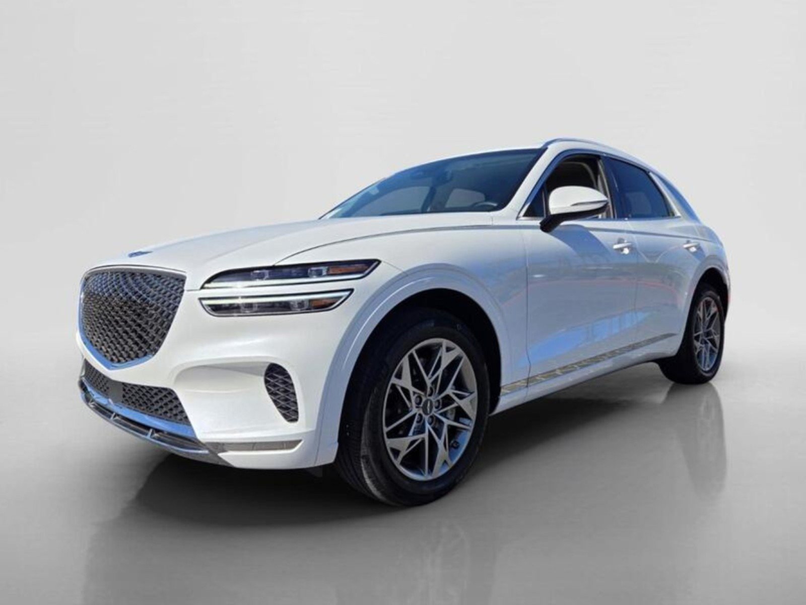 Used 2024 Genesis GV70 2.5T AWD/4WD image 8