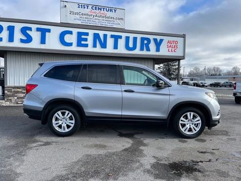 Used 2017 Honda Pilot LX image 16