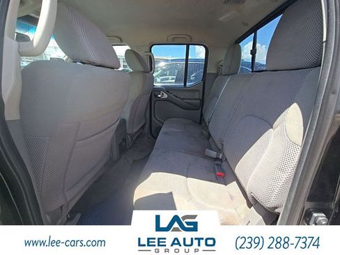 Used 2017 Nissan Frontier SV w/ SV Value Truck Package RWD image 4