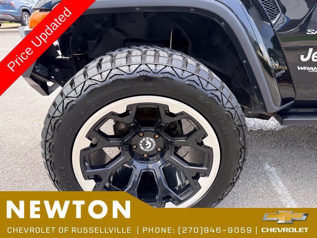 Used 2019 Jeep Wrangler Unlimited Sahara AWD/4WD image 27