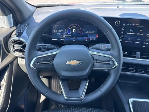 New 2027 Chevrolet Equinox LT AWD/4WD image 7