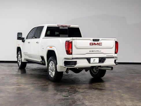Used 2023 GMC Sierra 2500 Denali w/ Denali Ultimate Package AWD/4WD image 17