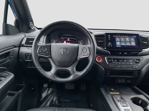 Used 2024 Honda Passport TrailSport image 22