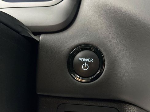 Certified 2025 Toyota Sequoia Platinum AWD/4WD image 21