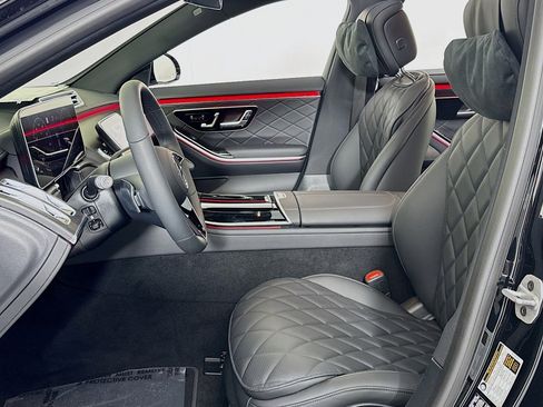 New 2025 Mercedes-Benz S 580 4MATIC Sedan image 16