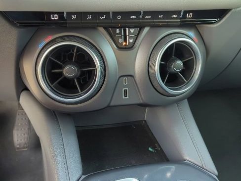 Used 2021 Chevrolet Blazer LT image 8