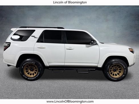 Used 2024 Toyota 4Runner TRD Off-Road Premium w/ Off Road Premium Plus Package AWD/4WD image 8