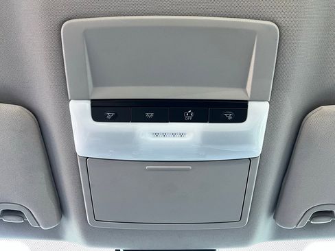 Used 2025 Nissan Altima 2.5 SV image 17