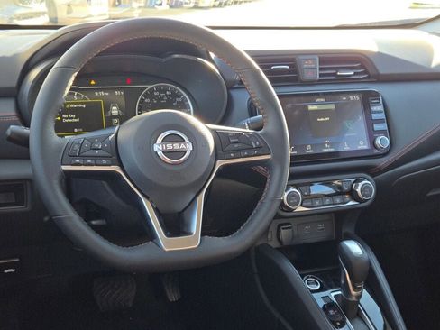 Used 2025 Nissan Versa SR w/ Trunk Package image 20