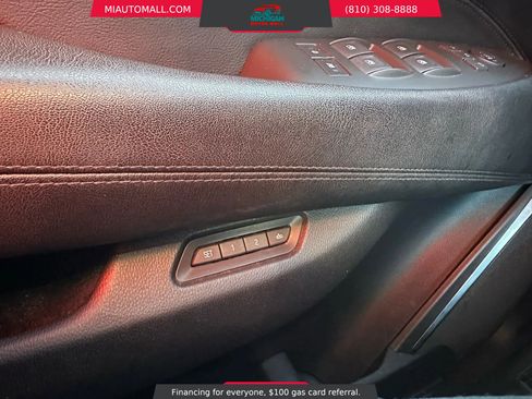 Used 2017 Cadillac Escalade ESV Luxury image 25