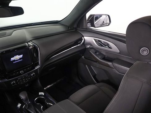 Used 2023 Chevrolet Traverse LT AWD/4WD image 37