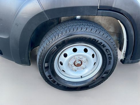 Used 2021 RAM ProMaster 2500 image 13