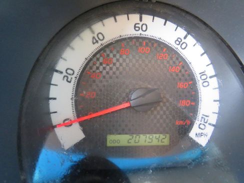 Used 2011 Toyota Tacoma PreRunner RWD image 11