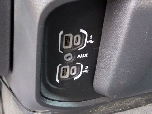 Used 2022 RAM 1500 Big Horn image 23