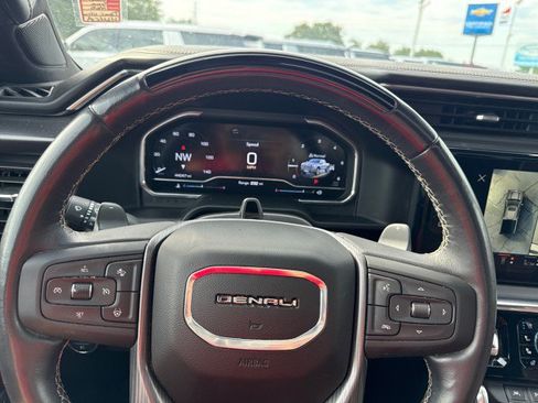 Used 2024 GMC Sierra 1500 Denali Ultimate AWD/4WD image 29