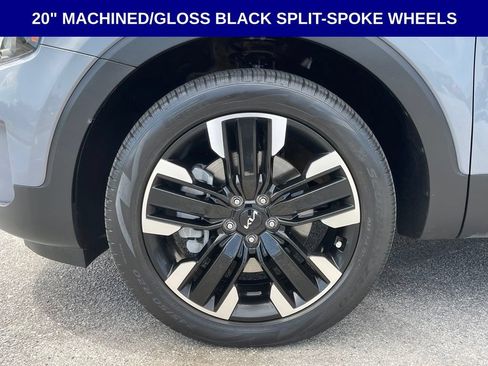Used 2023 Kia Telluride SX FWD image 11