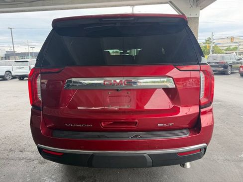 Used 2022 GMC Yukon SLT w/ SLT Premium Package AWD/4WD image 6