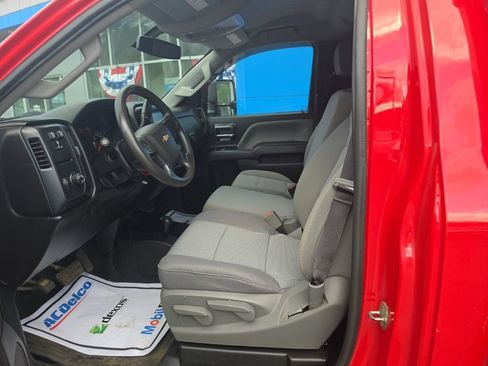 Used 2019 Chevrolet Silverado 2500 W/T w/ WT Convenience Package AWD/4WD image 11