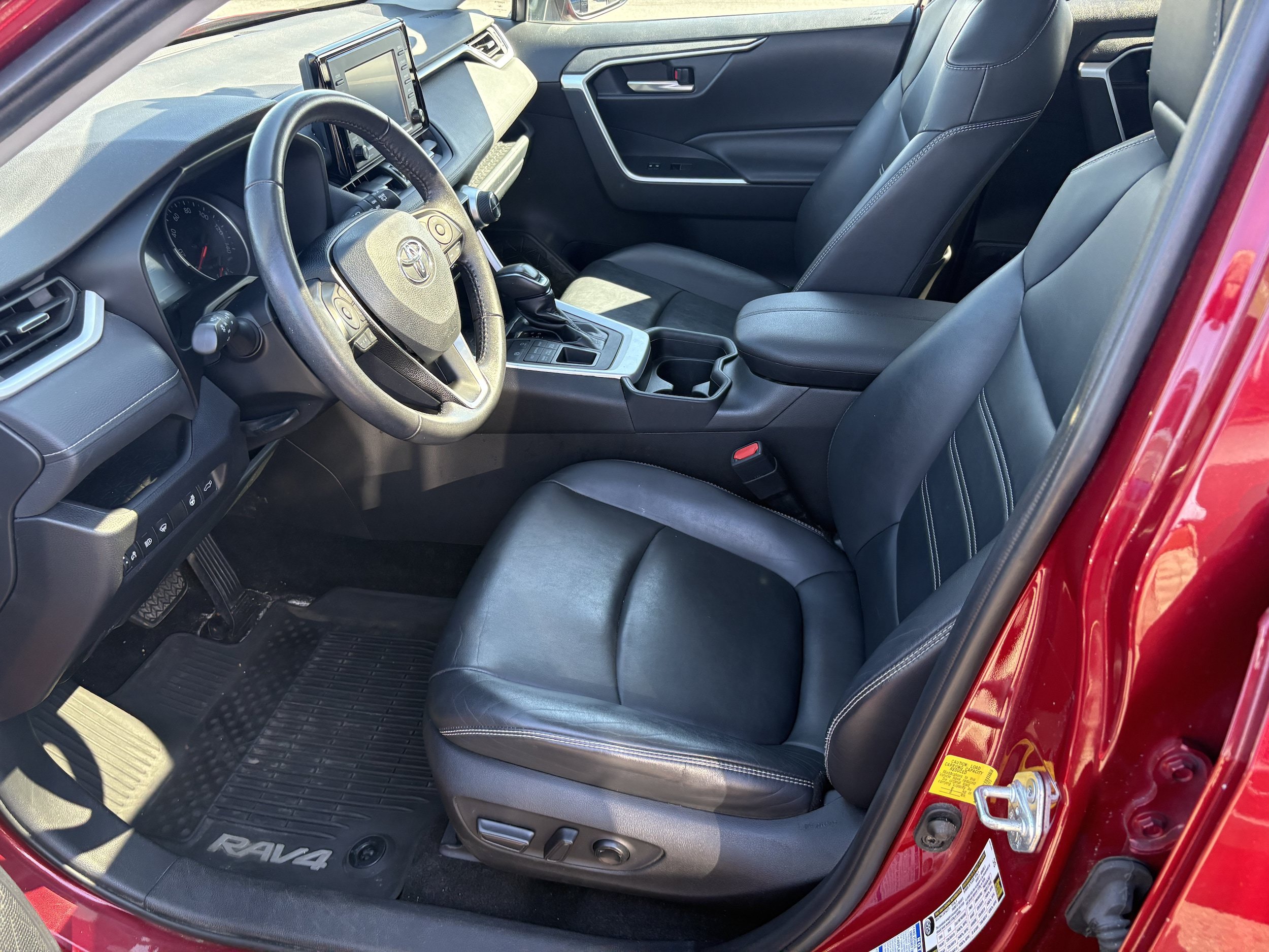 Used 2020 Toyota RAV4 XLE Premium AWD/4WD image 3