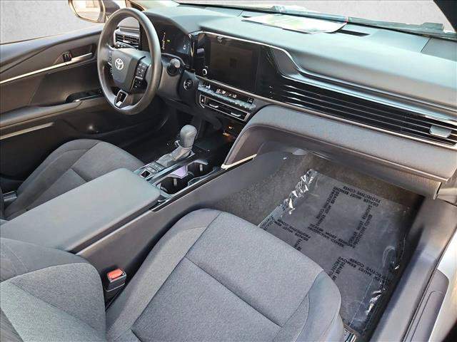 Used 2025 Toyota Camry LE FWD image 27