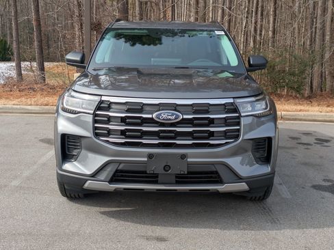 New 2026 Ford Explorer Active image 6
