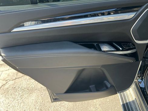 Used 2025 Cadillac Escalade Sport w/ LPO, Floor Liner Package AWD/4WD image 14