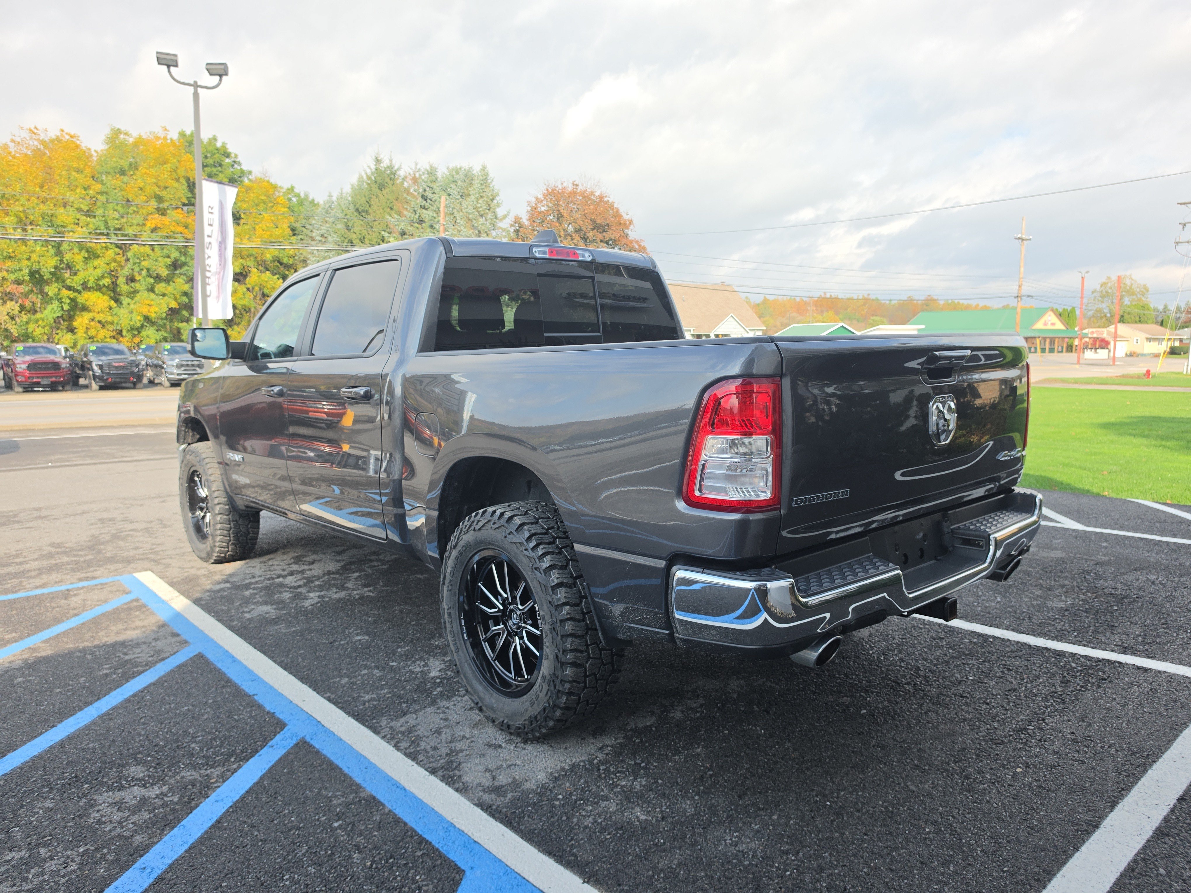 Used 2022 RAM 1500 Big Horn AWD/4WD image 6