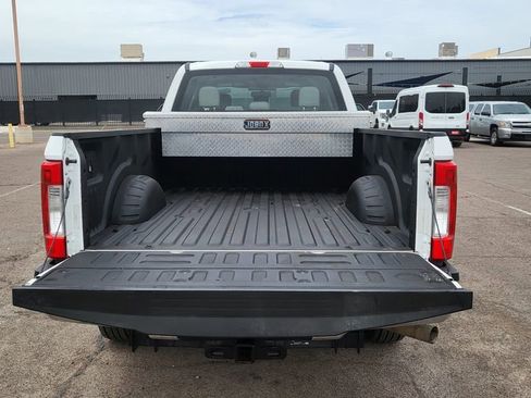Used 2018 Ford F250 XL w/ Power Equipment Group RWD image 11